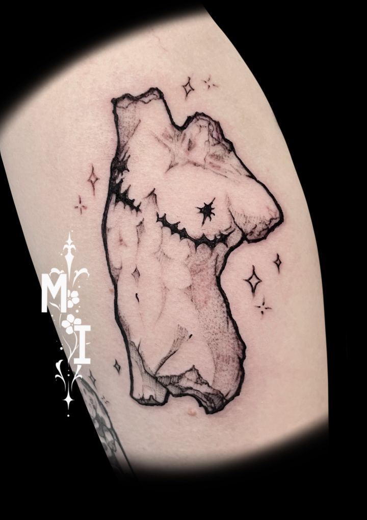 Tattoo von Luca: Antiker Torso mit Sternen